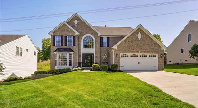 Photo of 1203 Tinkers Green Dr, Streetsboro, OH 44241