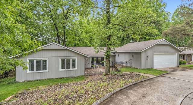 Photo of 17404 Falling Water Rd, Strongsville, OH 44136