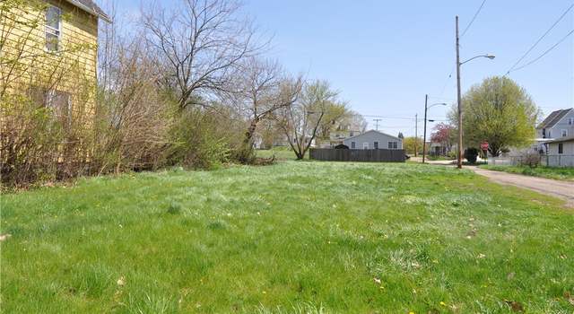 Photo of 607 Raynolds Pl SW, Canton, OH 44707