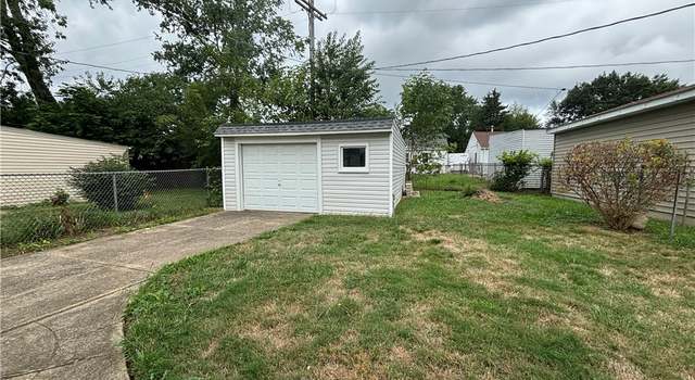 Photo of 11902 Erwin Ave, Cleveland, OH 44135