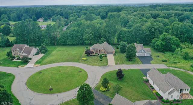 Photo of 285 Saint Andrews, Cortland, OH 44410