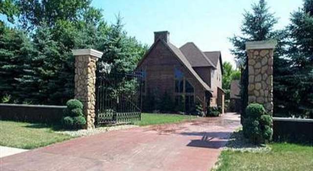 Photo of 2589 Royalwood Rd, Broadview Heights, OH 44147