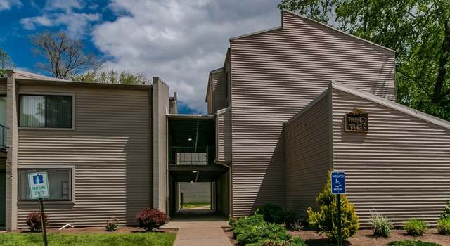 Photo of 38425 North Ln Unit C206, Willoughby, OH 44094