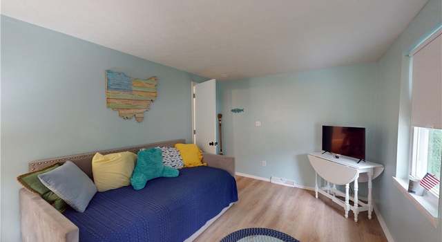 Photo of 5860 Suwanee Dr, Mentor On The Lake, OH 44060