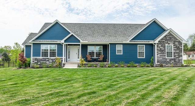 Photo of 5231 Golden Rye Cir, New Middletown, OH 44442