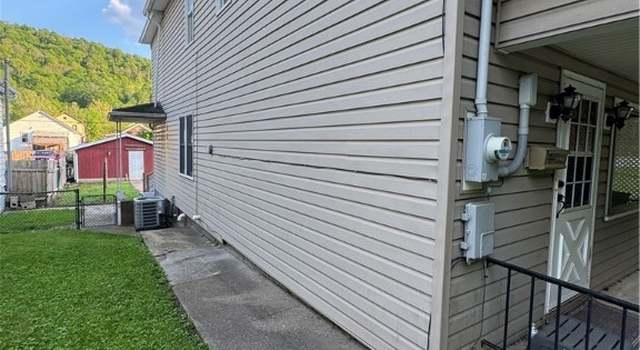 Photo of 55960 National Rd, Bridgeport, OH 43912