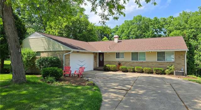 Photo of 621 Brookpark Dr, Cuyahoga Falls, OH 44223
