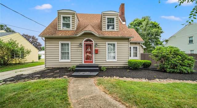 Photo of 920 Lincoln Dr, Conneaut, OH 44030