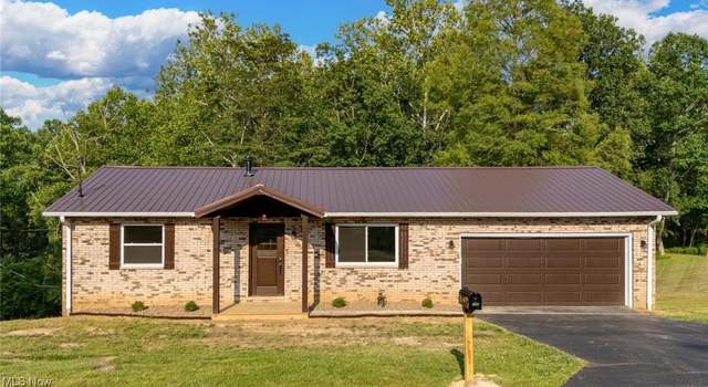 Photo of 194 Marie St, Parkersburg, WV 26104
