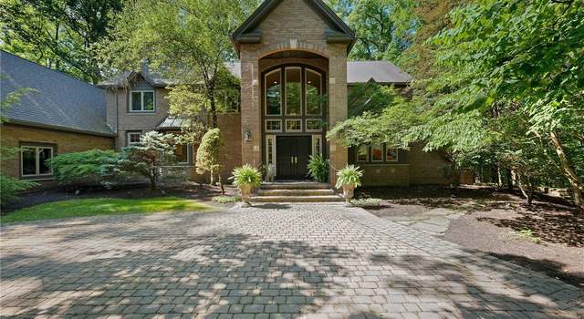 Photo of 3382 Hardwood Hollow Rd, Medina, OH 44256