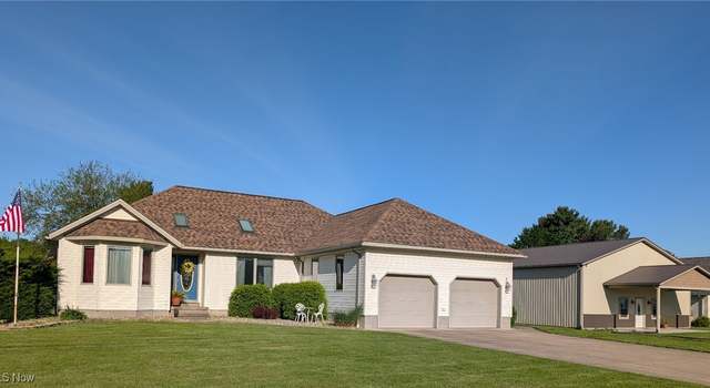 Photo of 24 Senior Dr, Greenwich, OH 44837