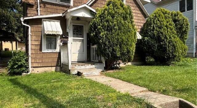 Photo of 25 Park Ave, Shelby, OH 44875
