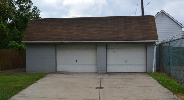Photo of 2716 Hermit Ave, Newburgh Heights, OH 44105