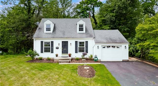 Photo of 230 S Lake St, South Amherst, OH 44001