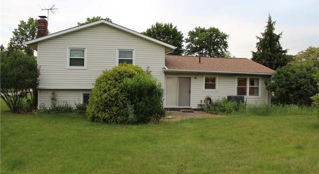 Photo of 25155 Westwood Rd, Westlake, OH 44145