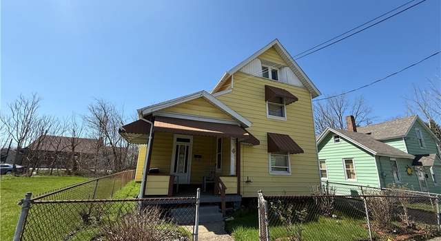 Photo of 919 Struble Ave NE, Canton, OH 44705
