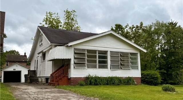 Photo of 537 W Ravenwood Ave, Youngstown, OH 44511