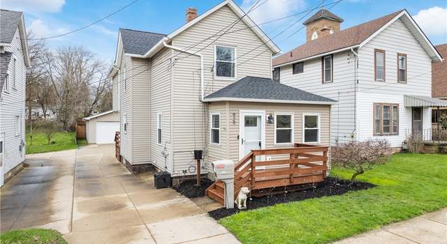 Photo of 929 W Hopocan Ave, Barberton, OH 44203