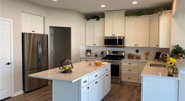 Photo of 7343 Quails Nest Ln, North Ridgeville, OH 44039