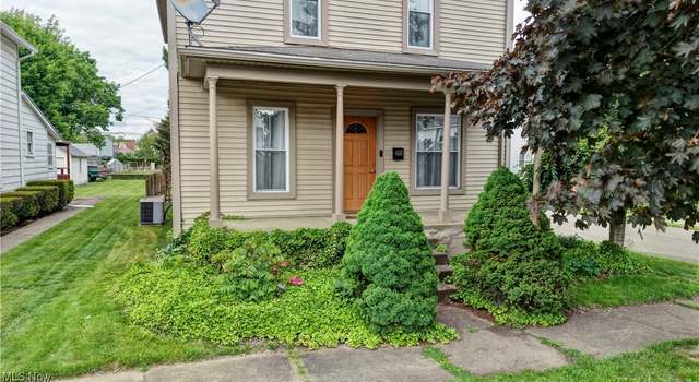 Photo of 601 Short St, Dover, OH 44622
