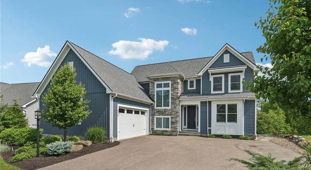 Photo of 8034 Canyon Rdg, Chagrin Falls, OH 44023