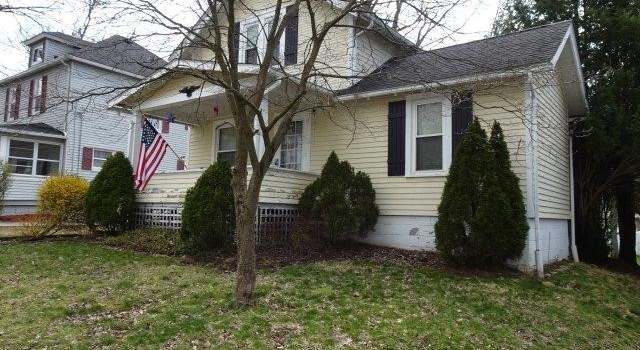 Photo of 167 Simcox St, Wadsworth, OH 44281
