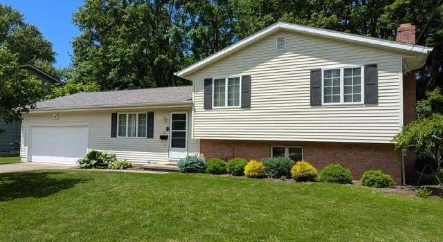 Photo of 721 Ivan Dr, Kent, OH 44240