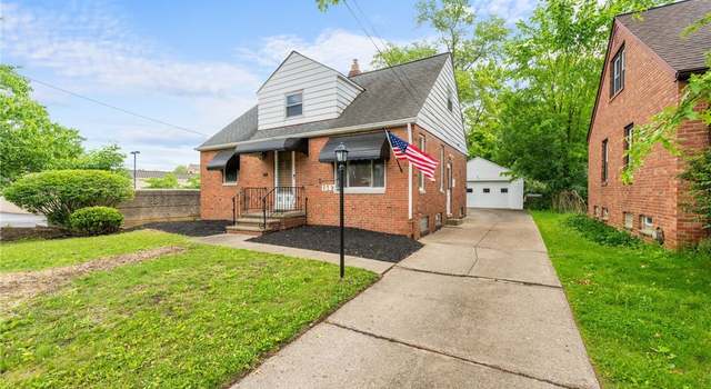 Photo of 1507 Winchester Rd, Lyndhurst, OH 44124