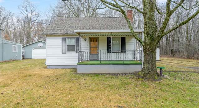 Photo of 3986 Crum Rd, Youngstown, OH 44515