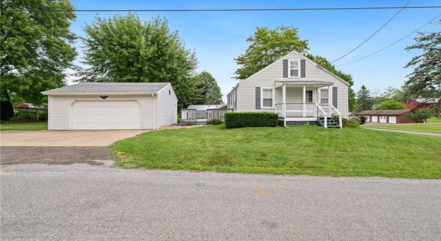 Photo of 529 Noble St W, East Canton, OH 44730