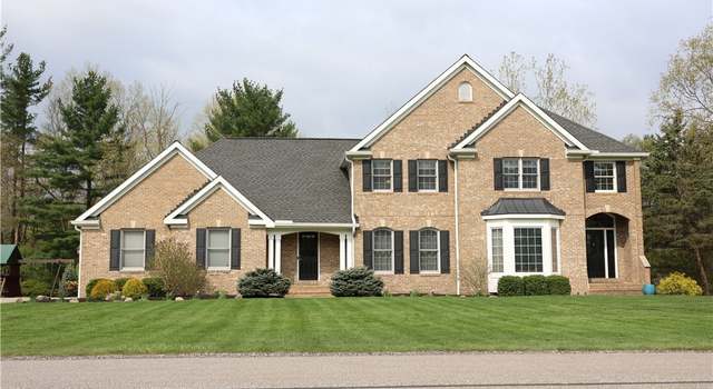 Photo of 10296 Loreto Ridge Dr, Kirtland, OH 44094