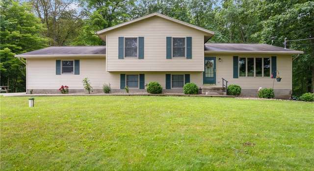 Photo of 17747 Warwick Rd, Marshallville, OH 44645