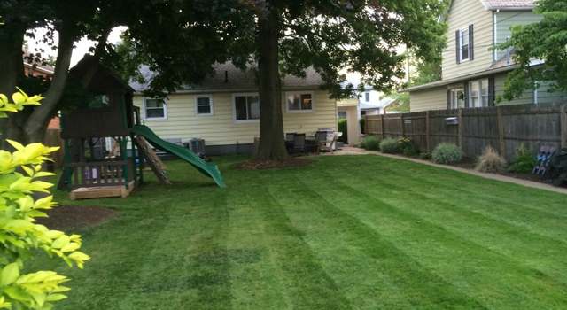 Photo of 1011 Tuscarawas Ave NW, New Philadelphia, OH 44663