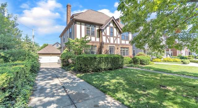 Photo of 270 Cornwall Rd, Rocky River, OH 44116