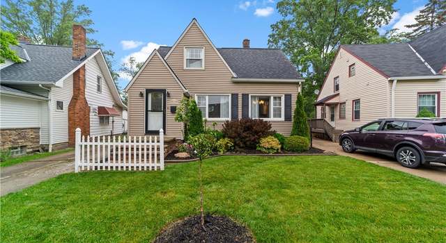 Photo of 163 S Point Dr, Avon Lake, OH 44012