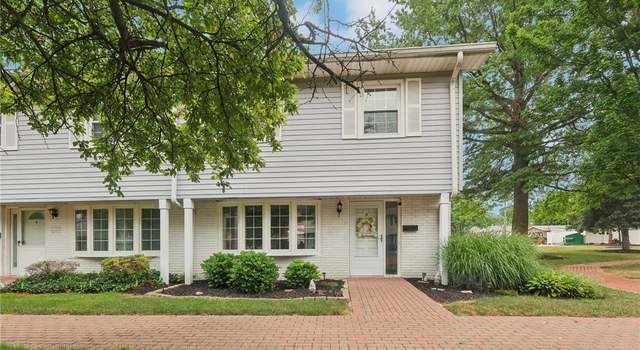 Photo of 14 Meadowlawn Dr #9, Mentor, OH 44060