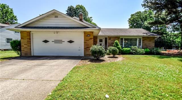 Photo of 4319 W Bend Dr, Willoughby, OH 44094