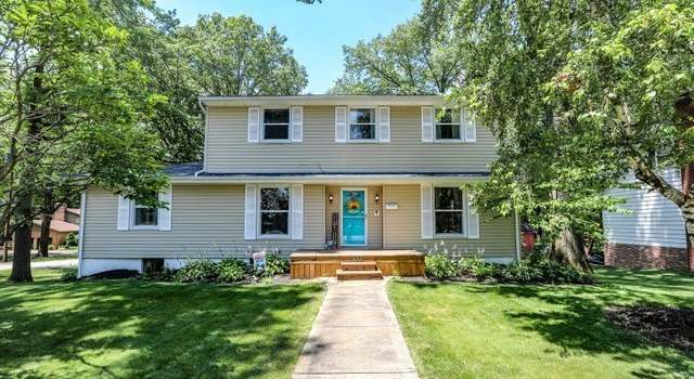 Photo of 422 Oak Manor Dr, Ravenna, OH 44266