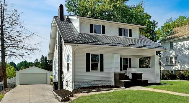 Photo of 149 Lovers Ln, Steubenville, OH 43953
