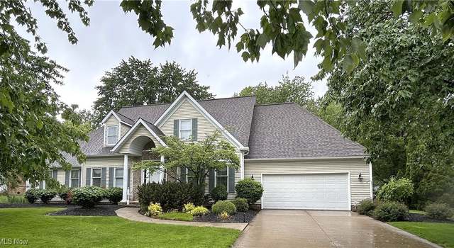 Photo of 592 Charles Pl, Highland Heights, OH 44143