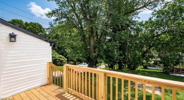 Photo of 1332 Playford Ave, Zanesville, OH 43701