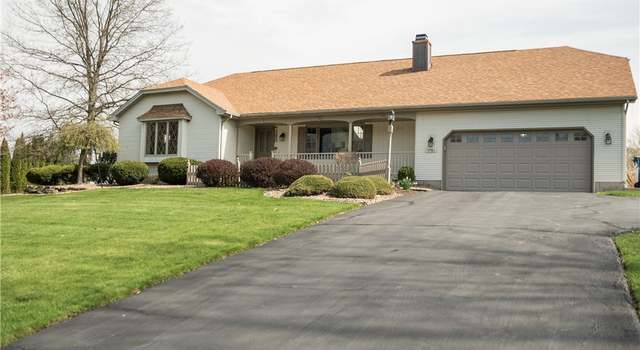 Photo of 5481 Walnut Grove Cir, Struthers, OH 44471