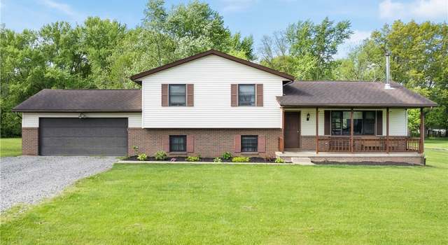 Photo of 1473 Locust St, Canal Fulton, OH 44614