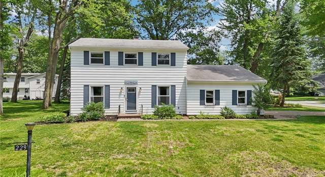 Photo of 229 James Cir, Avon Lake, OH 44012