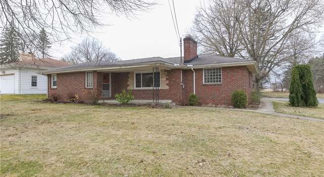 Photo of 104 S Yorkshire Blvd, Austintown, OH 44515