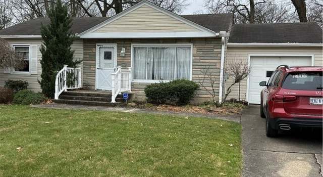 Photo of 1763 Eden Ln, Youngstown, OH 44509