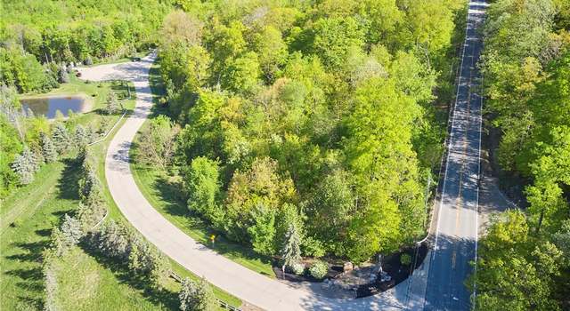 Photo of 1121 River Valley Trl, Hinckley, OH 44233