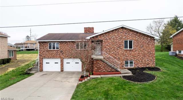 Photo of 105 Garfield Way, Follansbee, WV 26037