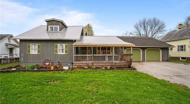 Photo of 215 E Virginia Ave, Sebring, OH 44672