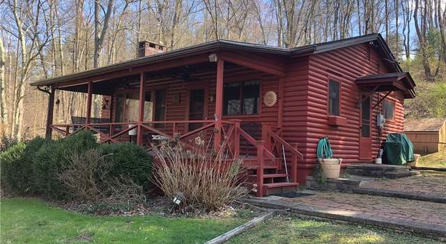 Photo of 4097 Oakwood Dr SW, Bowerston, OH 44695